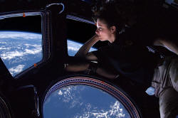 Cupola ISS Tracy Caldwell Dyson from Wiki