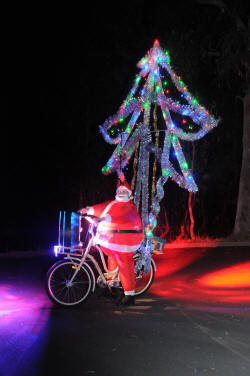 Xmas Bike front purple Rear red 